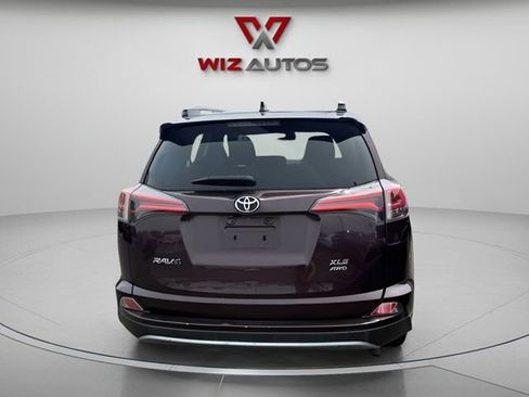 Used 2018 Toyota RAV4 XLE w/ Plus Extra Value Package AWD/4WD image 4
