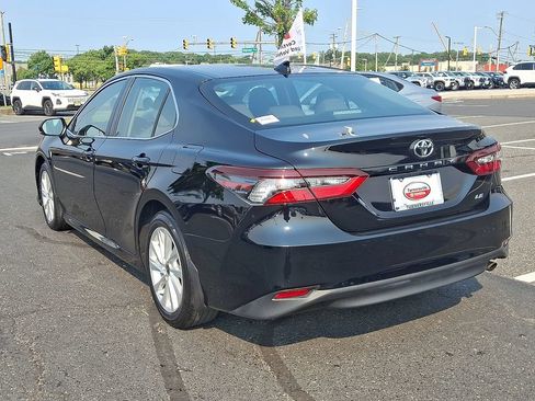Certified 2022 Toyota Camry LE w/ Carpet Mat Package (TMS) FWD image 4