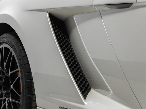 Used 2010 Lamborghini Gallardo LP 560-4 image 45