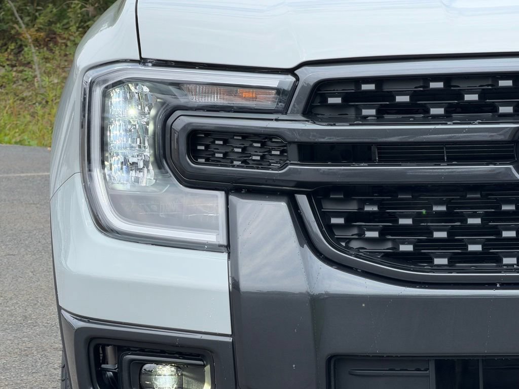 New 2026 Ford Ranger XLT w/ Equipment Group 301A High AWD/4WD image 2
