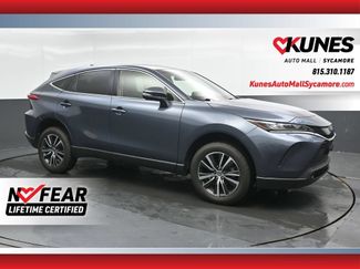 Used 2022 Toyota Venza LE AWD/4WD video 1