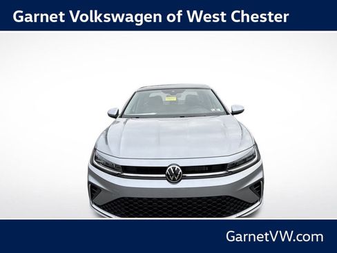 New 2026 Volkswagen Jetta SE FWD image 8