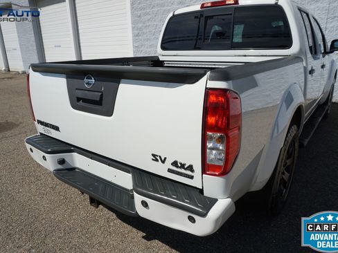 Used 2018 Nissan Frontier SV w/ Value Truck Package image 11