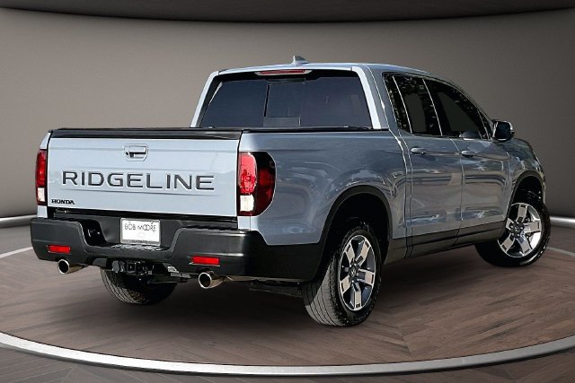 Used 2025 Honda Ridgeline RTL image 2