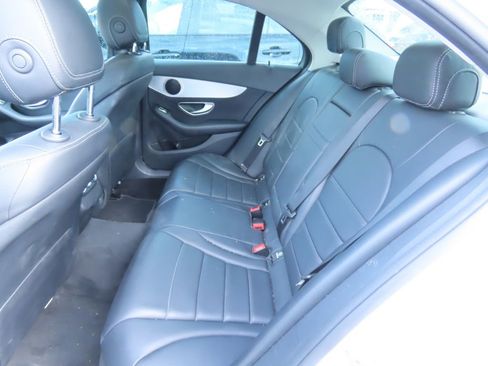 Used 2016 Mercedes-Benz C 300 4MATIC Sedan image 11