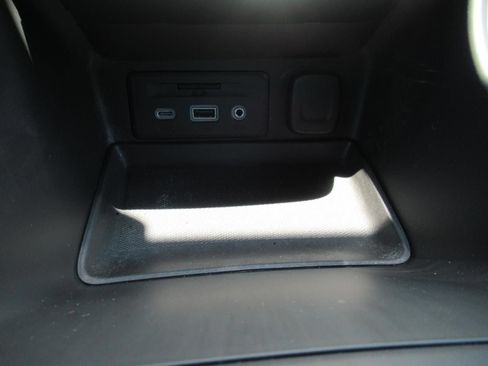 Used 2021 GMC Terrain SLT w/ Infotainment Package II FWD image 26