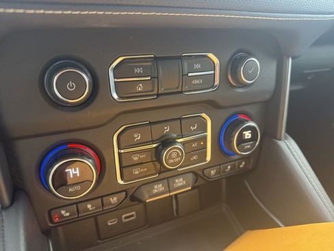 Used 2021 Chevrolet Tahoe Premier image 13