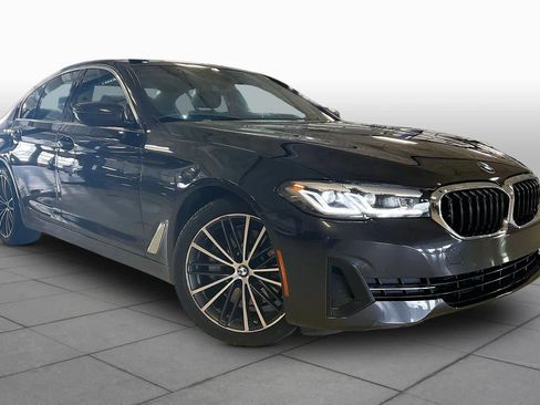 Used 2023 BMW 530i w/ Convenience Package RWD image 2