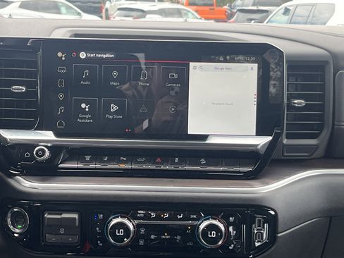 New 2026 GMC Sierra 2500 SLT AWD/4WD image 29