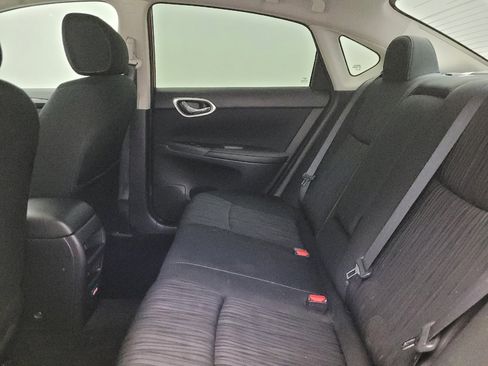 Used 2019 Nissan Sentra SV image 18
