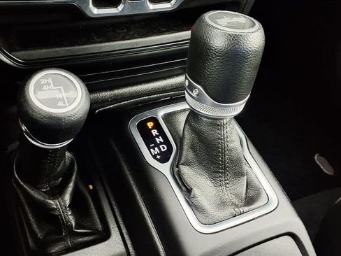 Used 2020 Jeep Wrangler Unlimited Sport image 22