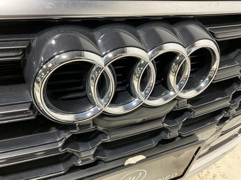 Used 2022 Audi Q5 e Prestige image 26