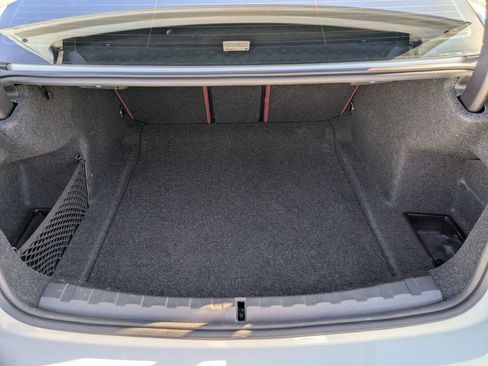 Used 2024 BMW 330i Sedan w/ M Sport Package image 28