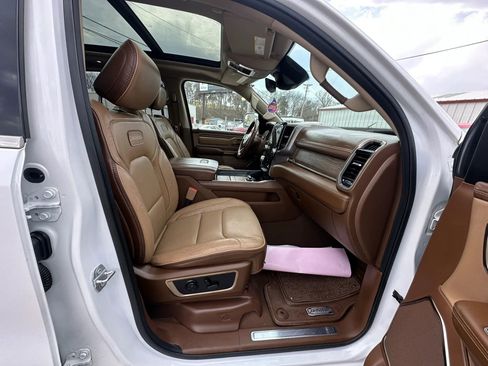 Used 2019 RAM 1500 Limited AWD/4WD image 14
