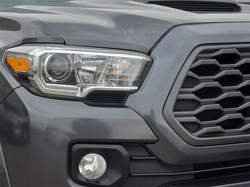 Certified 2021 Toyota Tacoma TRD Sport w/ Technology Package image 10