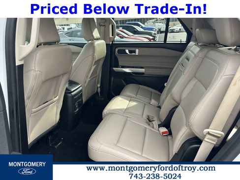 Used 2023 Ford Explorer XLT w/ Equipment Group 202A image 20