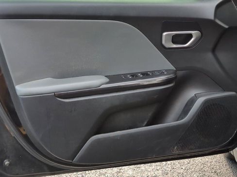 Used 2025 Kia K4 FWD image 19