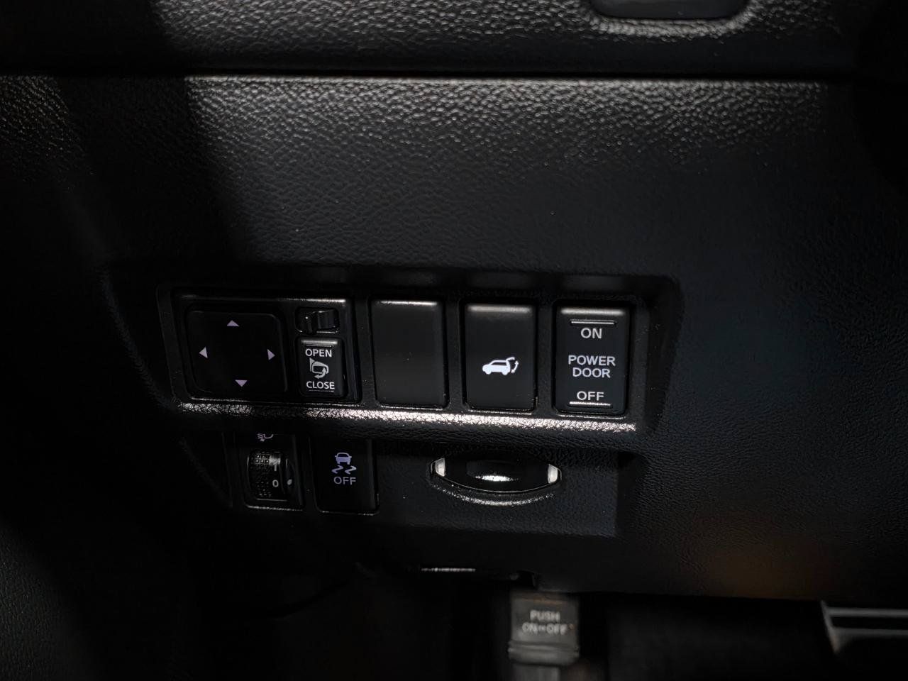 Used 2013 INFINITI FX37 AWD w/ Premium Pkg image 38