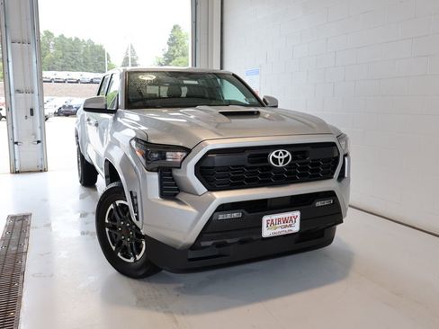 Used 2024 Toyota Tacoma TRD Sport w/ TRD Sport Upgrade Package AWD/4WD image 37