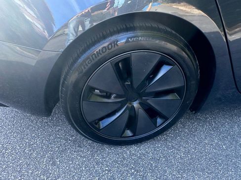 Used 2024 Tesla Model 3 image 13