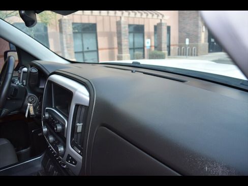 Used 2018 GMC Sierra 1500 SLT AWD/4WD image 36