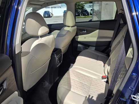 Used 2023 Nissan Murano Platinum w/ Cargo Package image 9