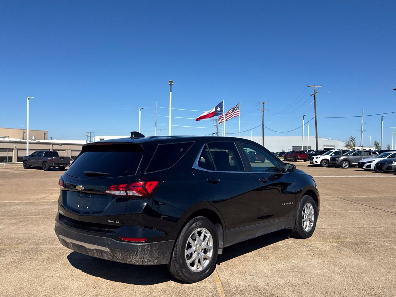Used 2024 Chevrolet Equinox LT AWD/4WD image 22