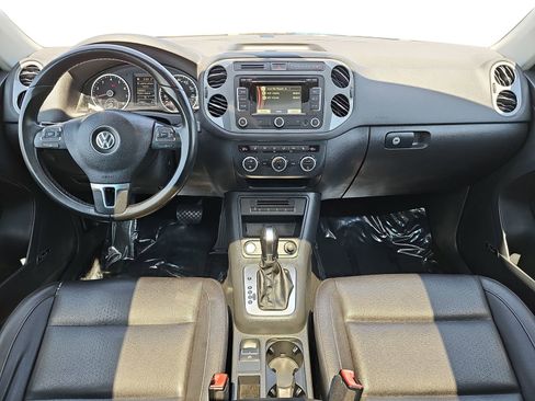 Used 2014 Volkswagen Tiguan SEL FWD image 9
