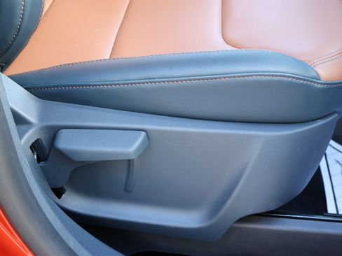 Used 2022 Ford Maverick Lariat w/ Equipment Group 500A Standard image 10