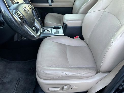 Used 2015 Toyota 4Runner Limited AWD/4WD image 8