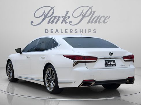 Used 2020 Lexus LS 500 w/ Interior Upgrade Package RWD image 3