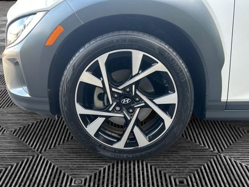 Used 2022 Hyundai Kona Limited FWD image 14