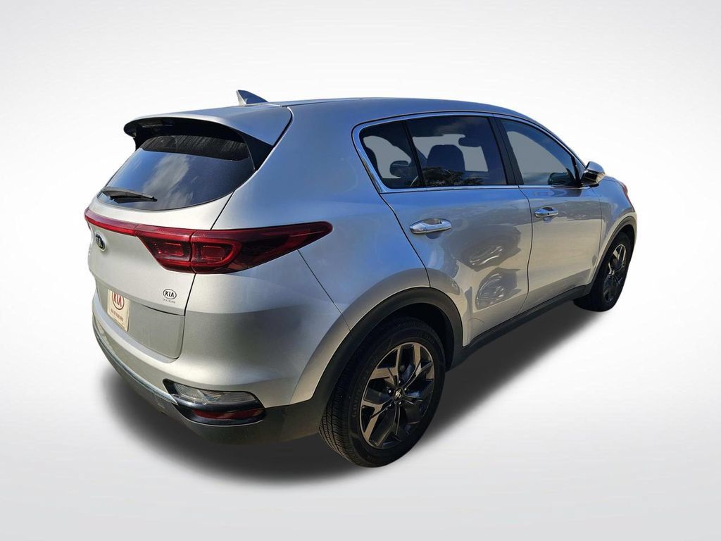 Used 2022 Kia Sportage LX w/ LX FWD Value Edition Package image 18