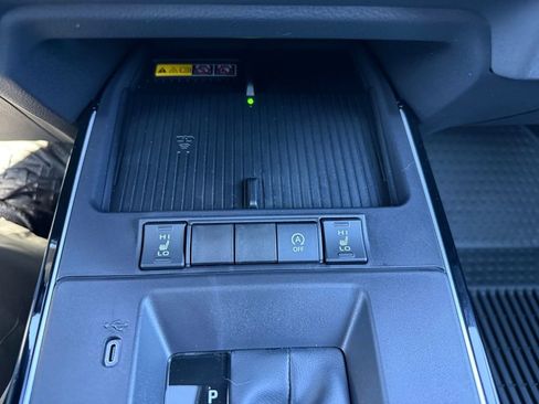 New 2026 Toyota Corolla Cross XLE image 25