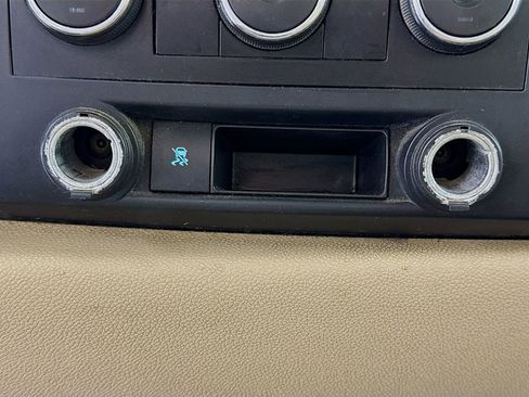 Used 2007 Chevrolet Silverado 1500 LT w/ Suspension Package, Off-Road" image 31