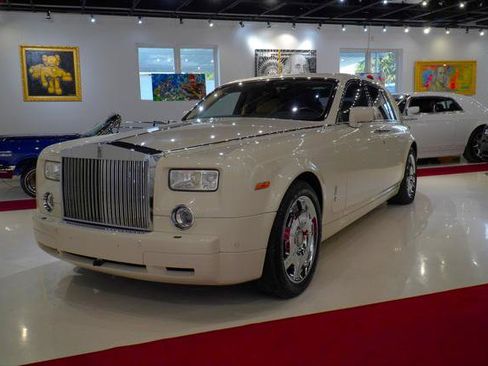 Used 2009 Rolls-Royce Phantom Sedan image 4