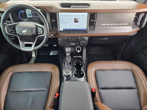 Used 2024 Ford Bronco Outer Banks AWD/4WD image 25