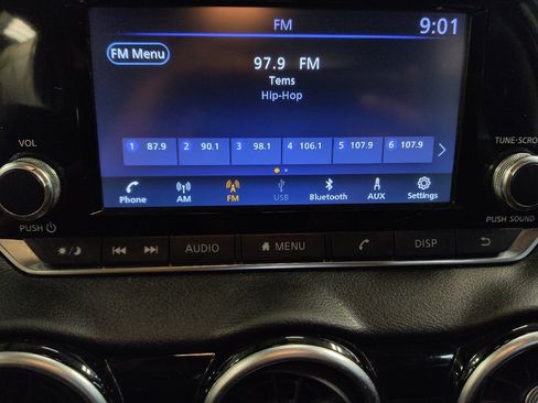 Used 2024 Nissan Sentra S FWD image 25