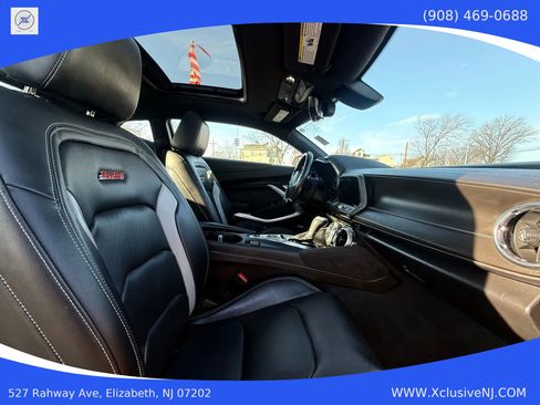Used 2022 Chevrolet Camaro SS w/ Design Package 2 image 22