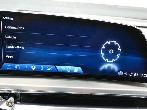 Used 2024 Cadillac Lyriq Luxury AWD/4WD image 27