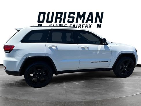 Used 2021 Jeep Grand Cherokee Freedom Edition AWD/4WD image 7