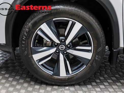 Used 2021 Nissan Rogue SL image 57