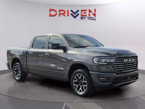 New 2026 RAM 1500 Laramie AWD/4WD image 6