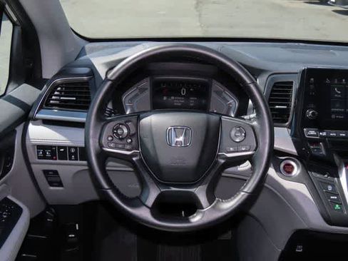 Certified 2023 Honda Odyssey EX-L image 18