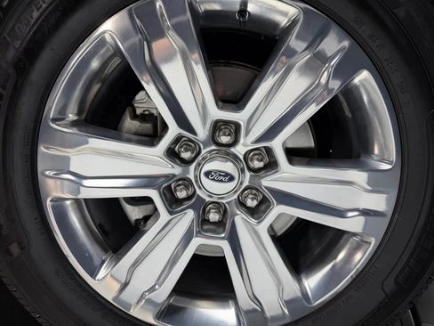 Used 2019 Ford F150 Platinum AWD/4WD image 8