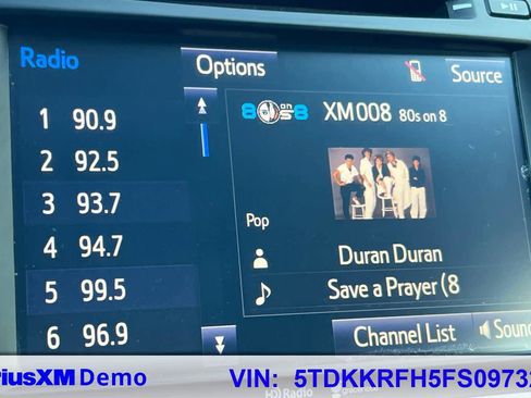 Used 2015 Toyota Highlander XLE image 29