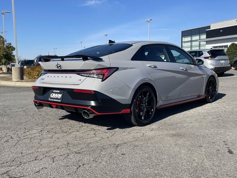 Used 2025 Hyundai Elantra N image 6