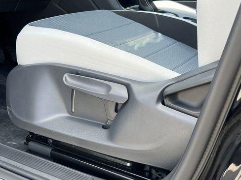 New 2025 Volkswagen Taos S image 19