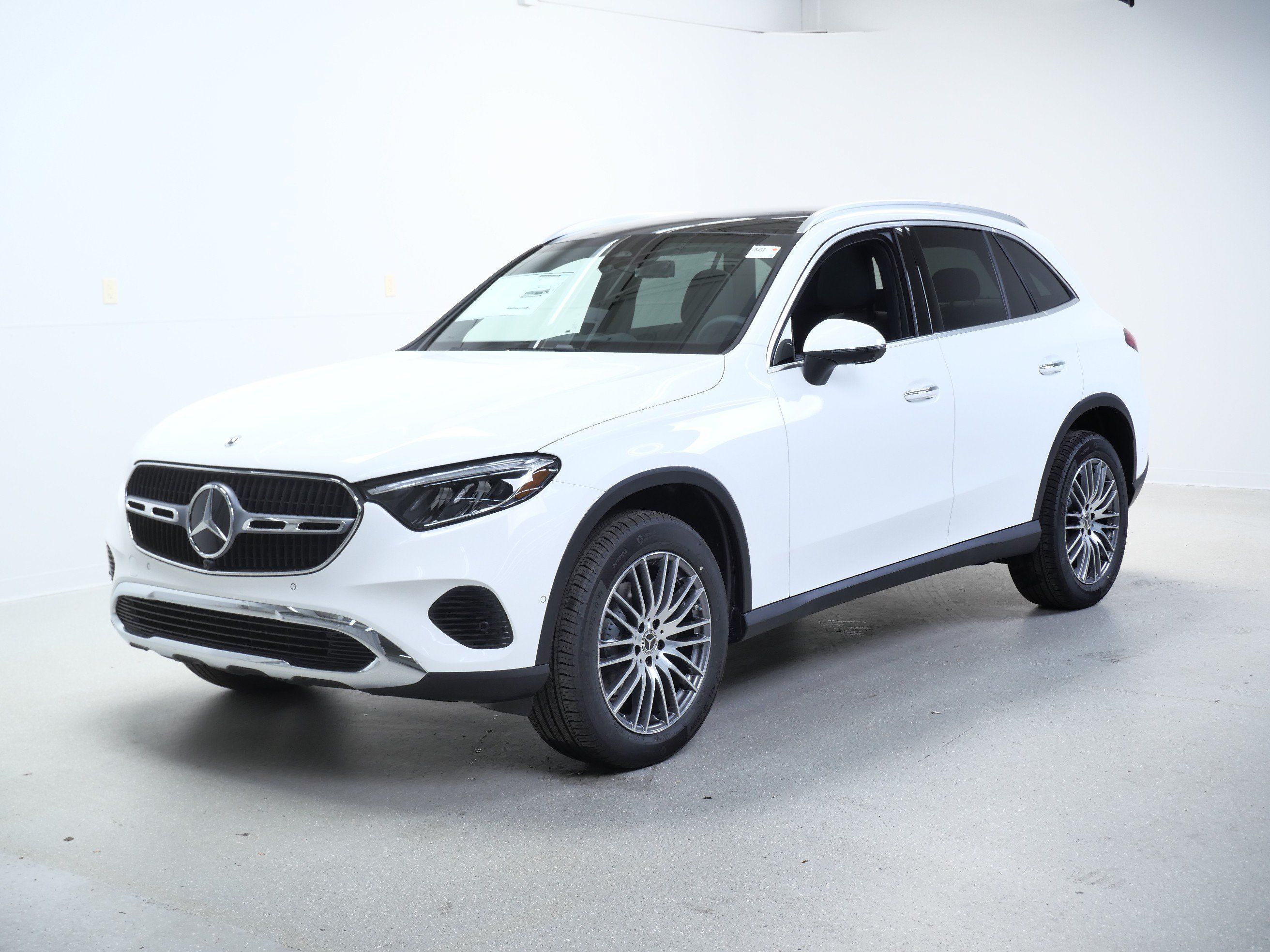 New 2026 Mercedes-Benz GLC 300 4MATIC image 4