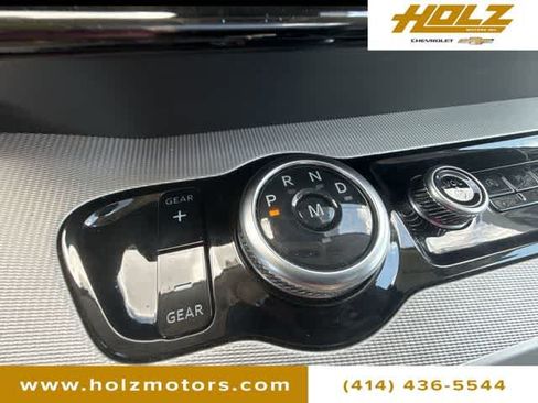 Used 2025 Ford Expedition Active AWD/4WD image 16